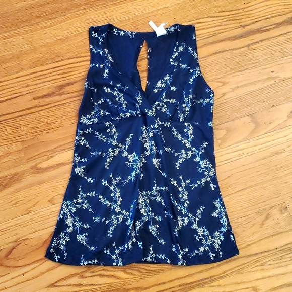 Navy tank top with silver floral design, size small - Picture 1 of 4